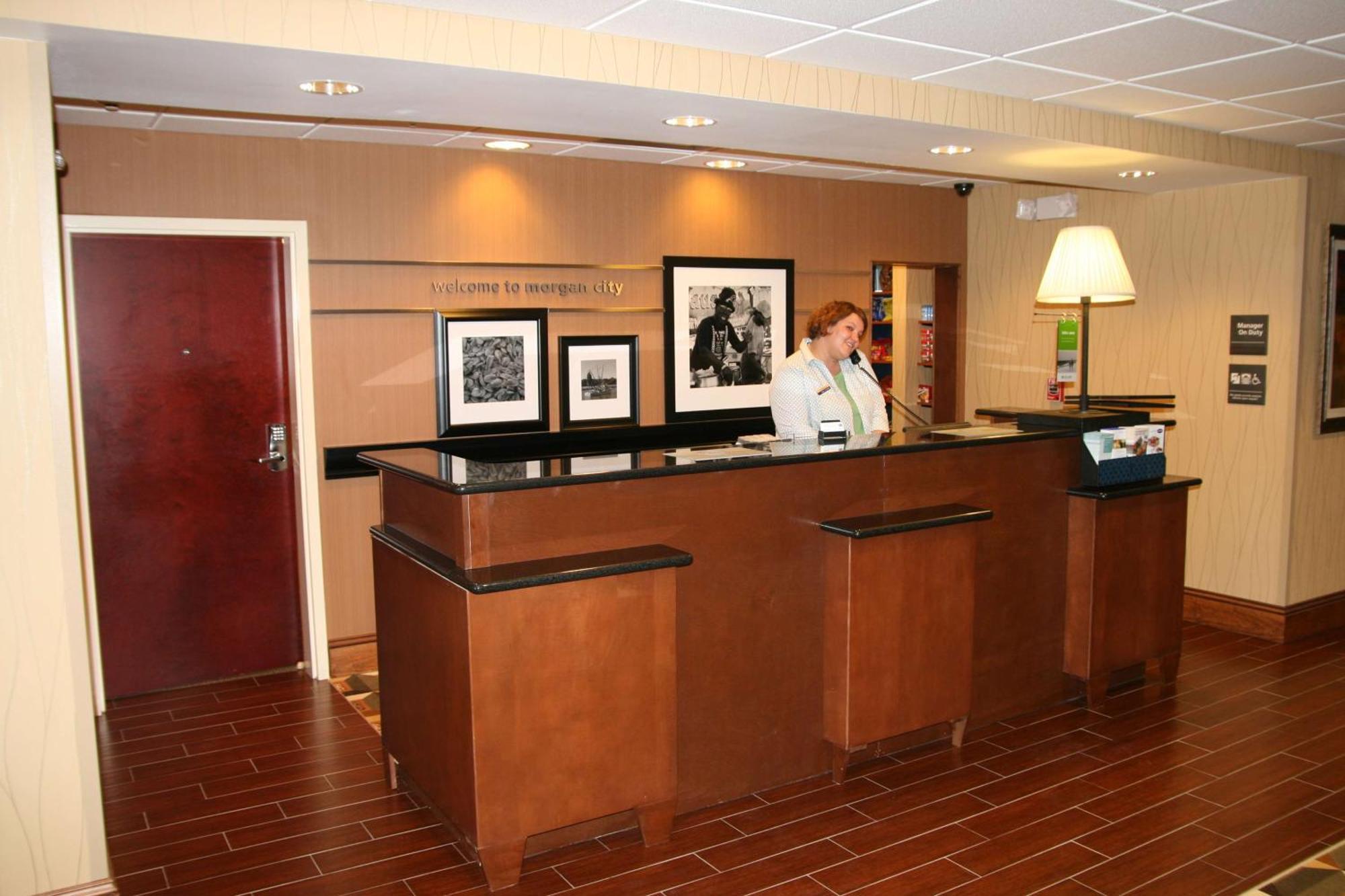 Hampton Inn & Suites Морган-Сити Экстерьер фото